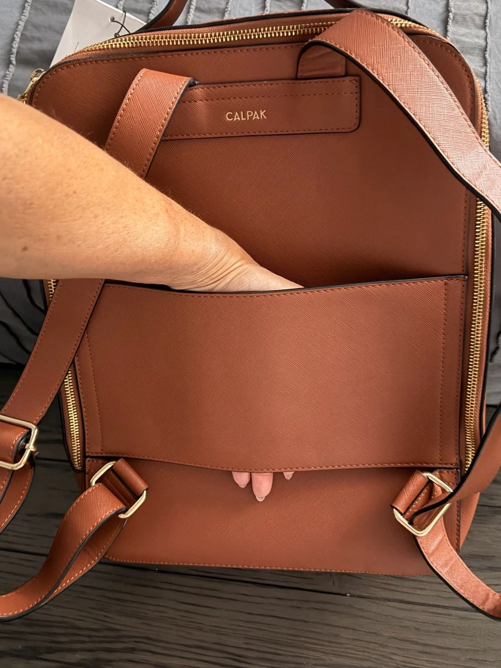 NWOT CALPAK Kaya 15” Laptop Backpack – Ginger Brown